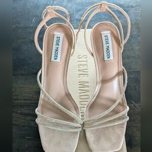 Steve Madden evening shoe size 9